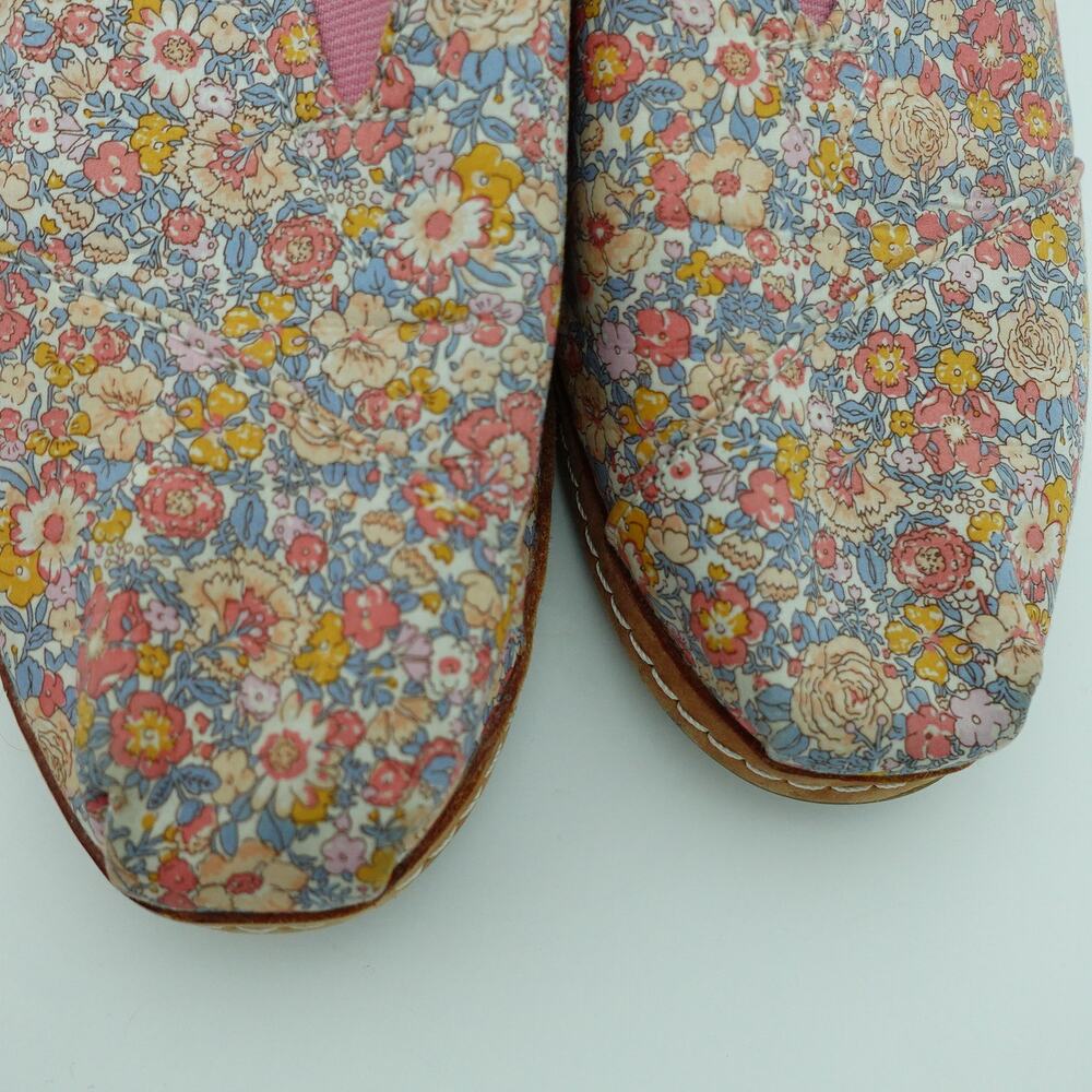 TOMS Canvas Multicolor Paisley Flower Print Slip on Flats -Size 9 - Picture 3 of 7